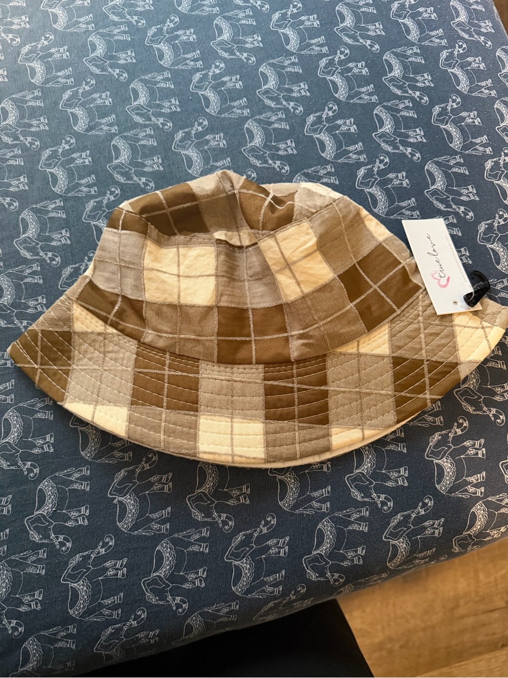 Plaid Bucket Hat in Brown & Cream